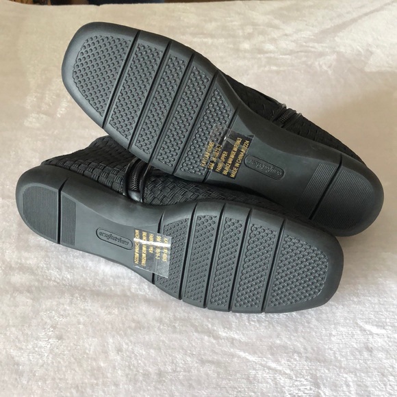 Women's Comfortview The Kayla Bootie 9M Black NEW - Picture 5 of 5